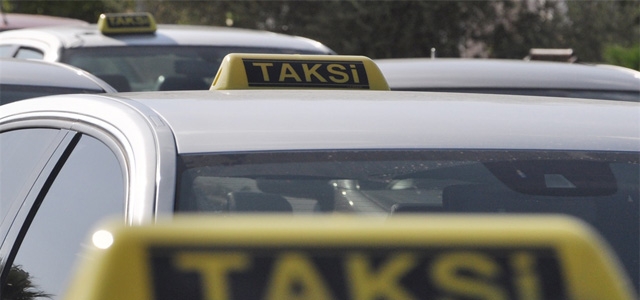 Taksiciler Sorunlarına Çözüm İstiyor