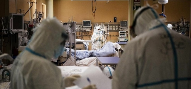 İtalya'da bir doktorun, 2 hastasını yüksek doz ilaçla öldürdüğü iddiası