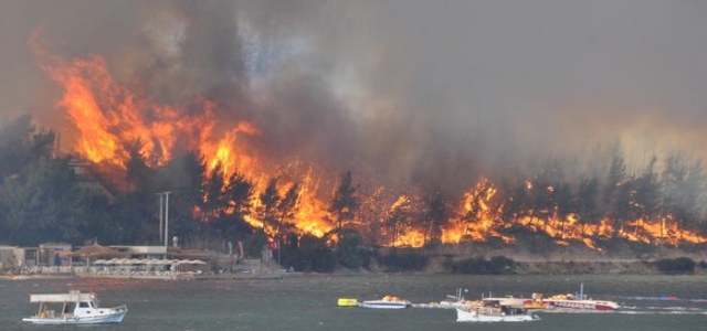 Türkiye'de 21 İlde 63 Yangın! 4 Kişi Yaşamını Yitirdi
