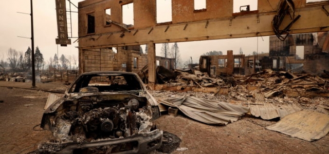 ABD'nin California eyaletindeki yangında bir kasaba yok oldu