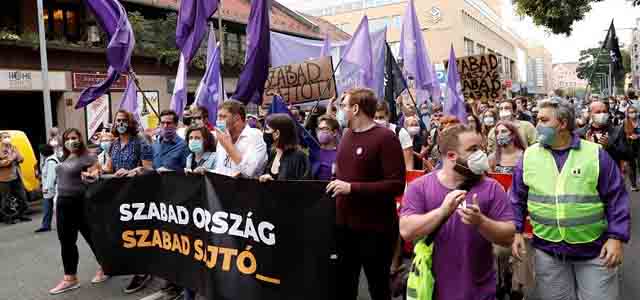 Macaristan'da 'Özgür Basın' Protestosu