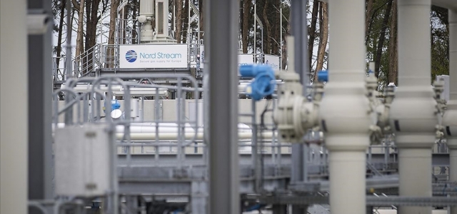 Almanya, Rus doğal gazını taşıyan Kuzey Akım 2 boru hattının tescil sürecini durdurdu