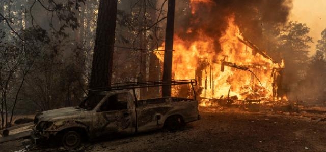 ABD'nin California eyaletindeki yangınlar sürüyor