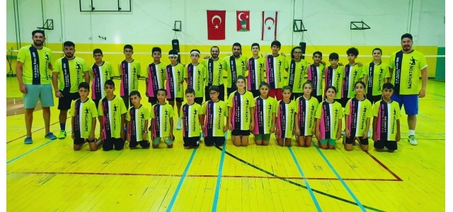 Lefkoşa'da Badminton heyecanı