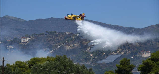 Yunanistan'ın Meriç bölgesindeki yangın yedinci gününde sürdü