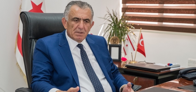 Bakan Çavuşoğlu: 'AÖA'yı kapatacağımı iddia ediyorlar, bu doğru değil”