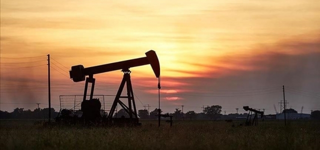 Brent petrolün varil fiyatı 1,24 azalarak 93,92 dolar oldu