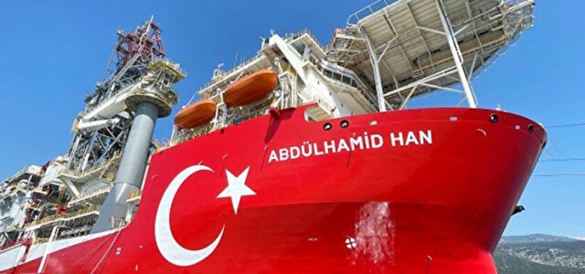 Güney Kıbrıs 'Abdülhamid Han” sondaj gemisini yakın takipte